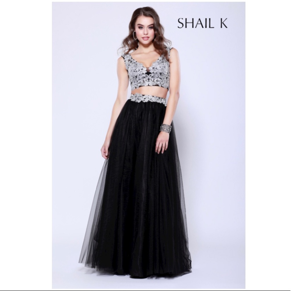 33908 Shail k black formal dress